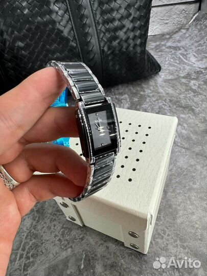 Женские наручные часы Rado