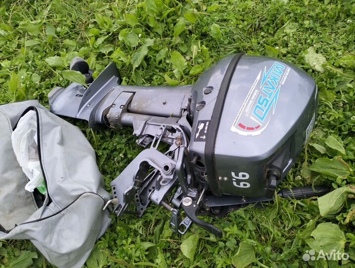 Лодка с мотрором