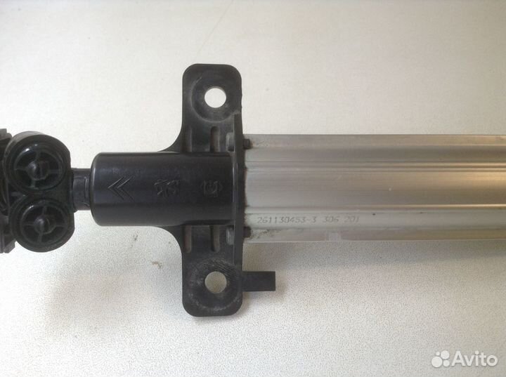 Форсунка фары правая Scenik 3