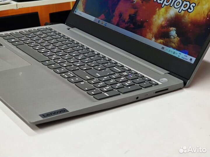 Ноутбук Lenovo 15.6