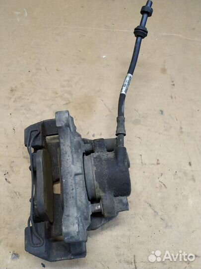 Суппорт передний Audi A4, A5