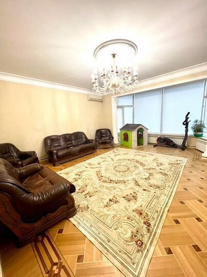 2-к. квартира, 80 м², 5/7 эт.