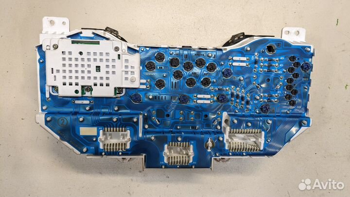 Щиток приборов Mitsubishi Pajero / Montero, 2001