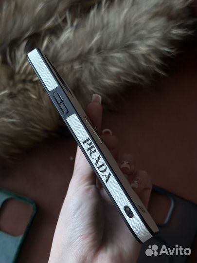 Чехлы на iPhone 13 pro max