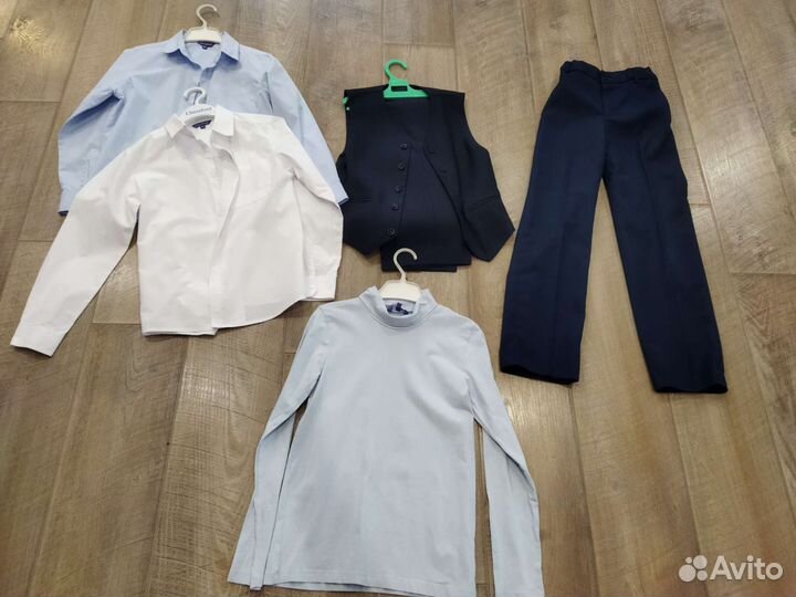 Рубашки р. 140-146