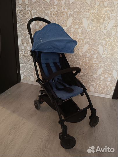 Прогулочная коляска трость