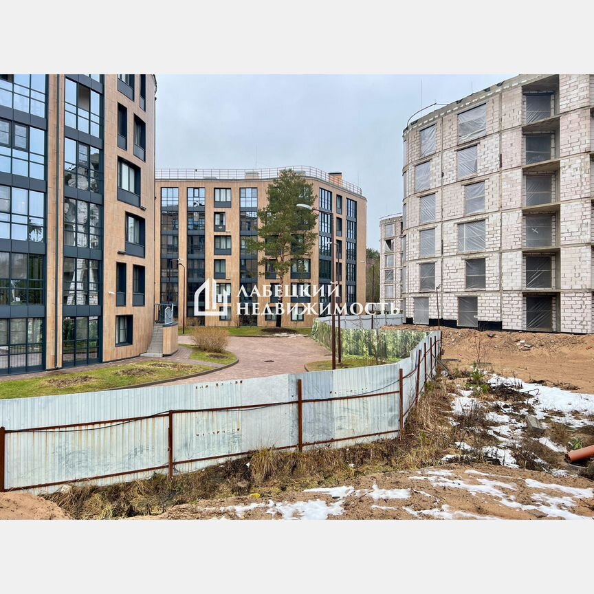 1-к. апартаменты, 48,3 м², 1/6 эт.