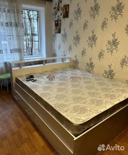 Кровать двуспальная с ящиками