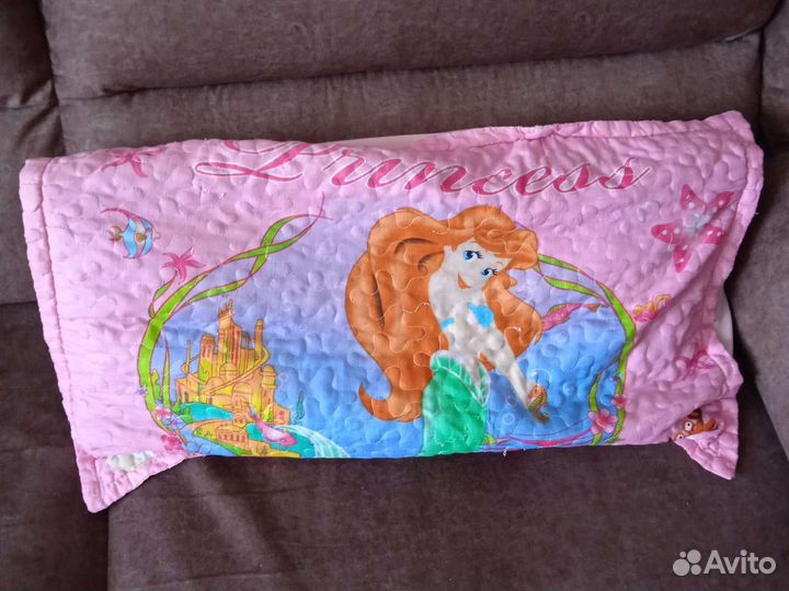 Покрывало на кровать с наволочкой