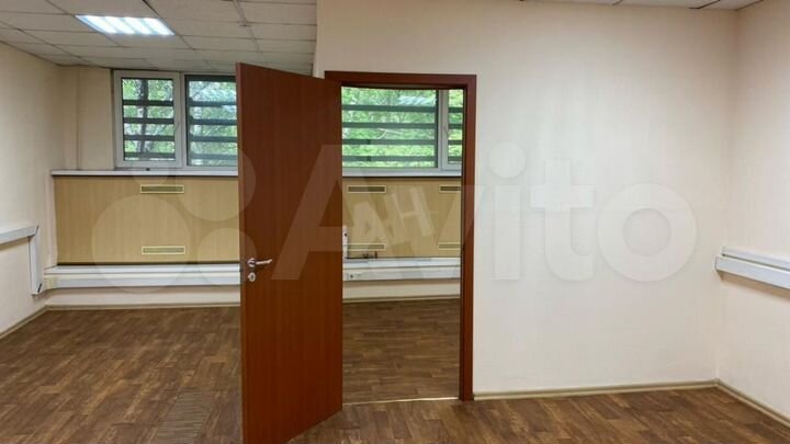 Аренда офиса 46.5 м2 м. Пражская в юао в