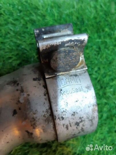 Насадка глушителя левая Volkswagen Touareg