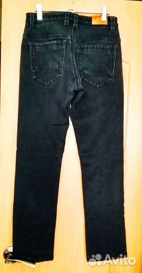 Джинсы