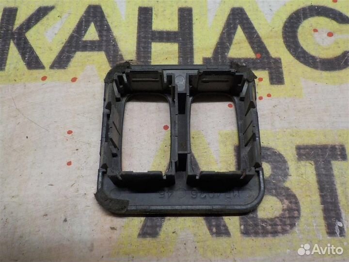 Накладка декоративная Mitsubishi Lancer 9 (CS) 20