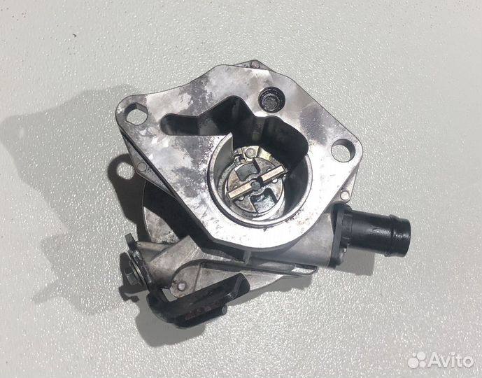 Вакуумный насос Renault Nissan
