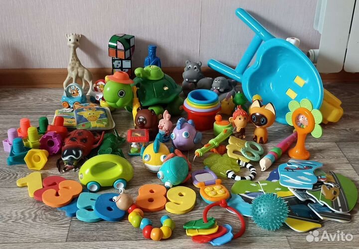 Развивающие игрушки пакетом