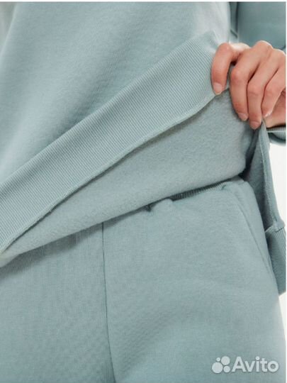 Спортивный костюм женский теплый новый