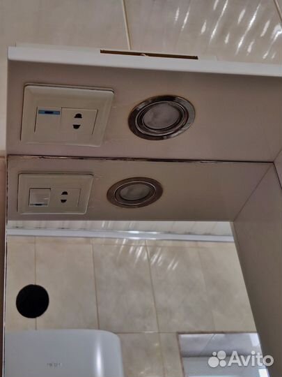 Зеркало шкаф в ванную