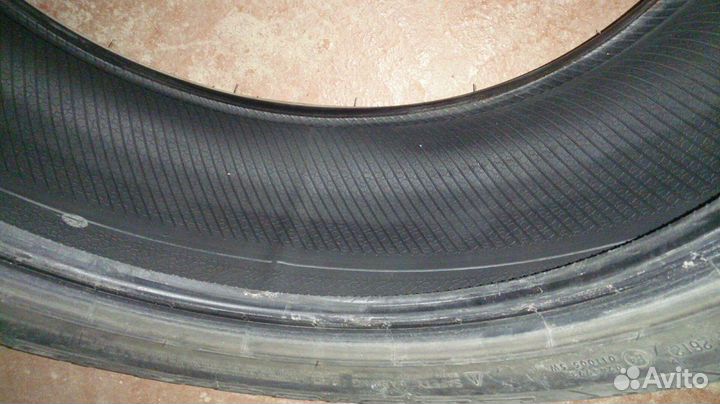 Continental CrossContact UHP E 225/55 R18 98V