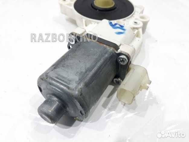 Моторчик переднего правого стеклоподъемника