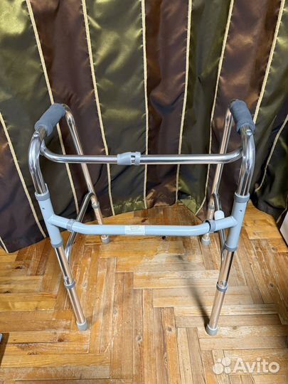 Ходунки шагающие новые