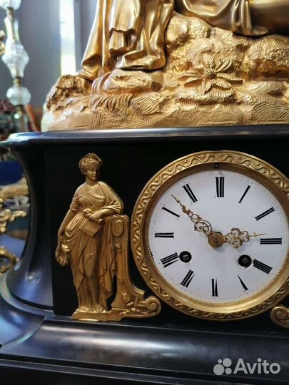 Часы каминные. Антиквариат