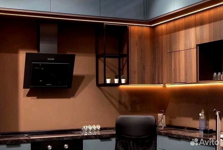 Кухня в потолок на заказ