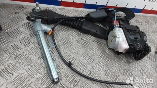 Ремень безопасности с пиропатроном сиденья передне