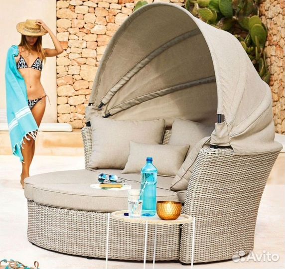 Комплект-трансформер из ротанга для дома