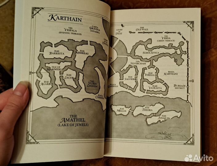 Scott Lynch - The Republic of Thieves