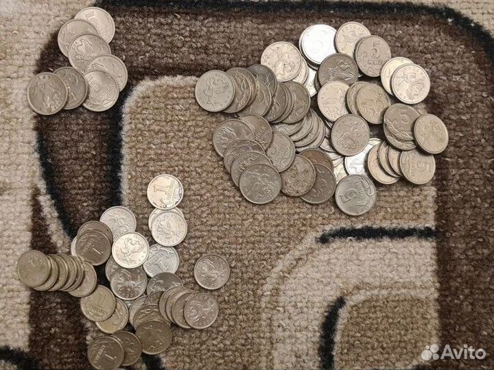 Монеты и купюры из личной коллекции