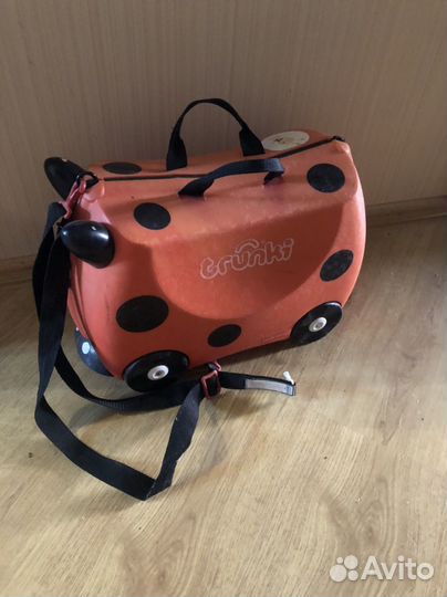 Детский чемодан trunki