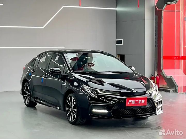 Toyota Corolla 1.8 CVT, 2021, 40 000 км