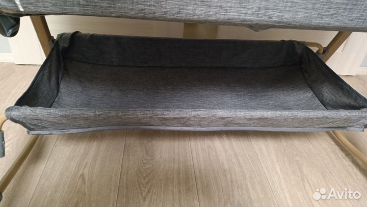 Прикроватная кроватка для новорожденного