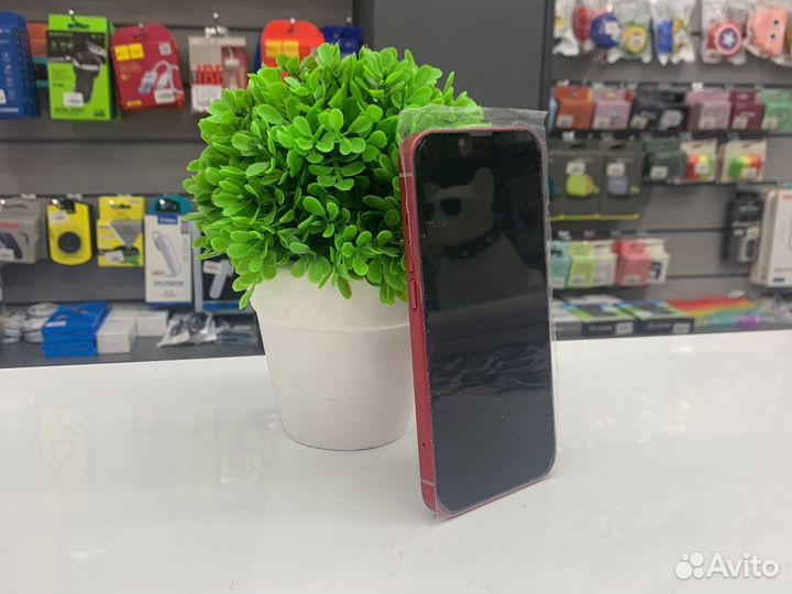 Муляж iPhone 13 красный г
