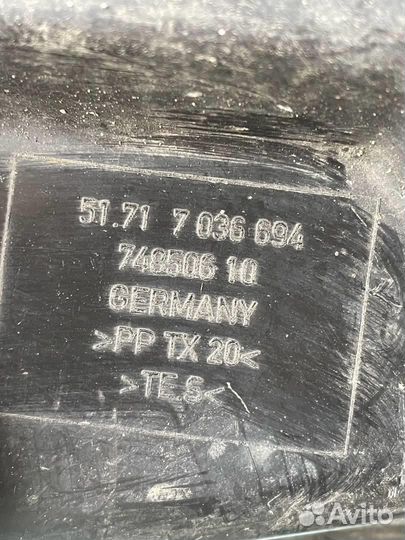 Воздуховод радиатора правый 51717036694