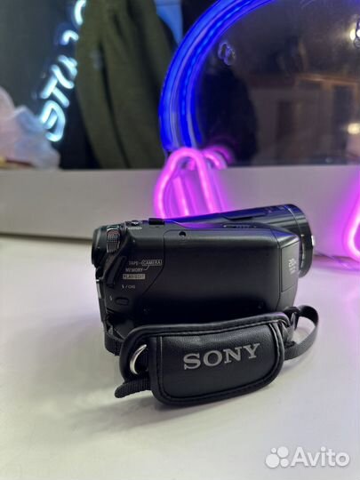 Видеокамера Sony HDR-HC9e Full HD