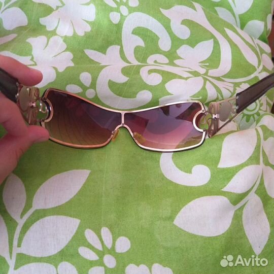 Очки солнцезащитные женские