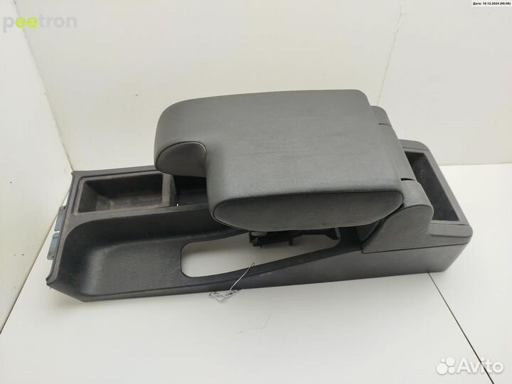 Б/У Б/У Подлокотник 22590124982 BMW