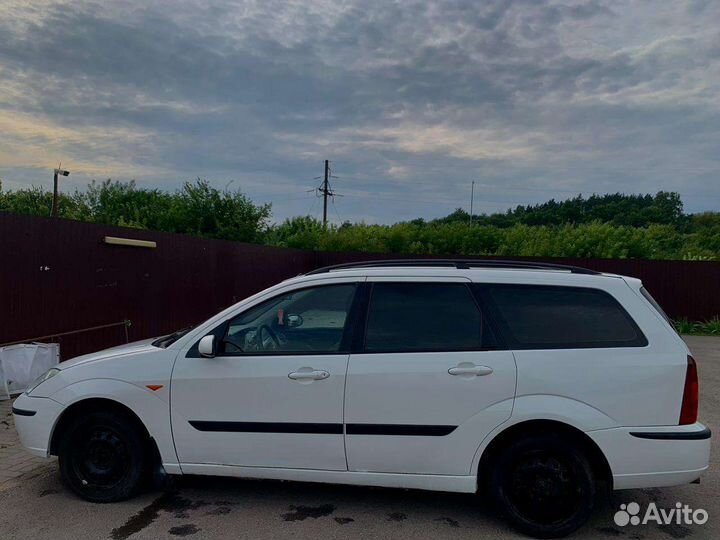 Ford Focus 1.6 МТ, 2004, 257 122 км