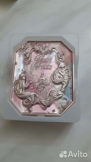 Румяна Flower Knows