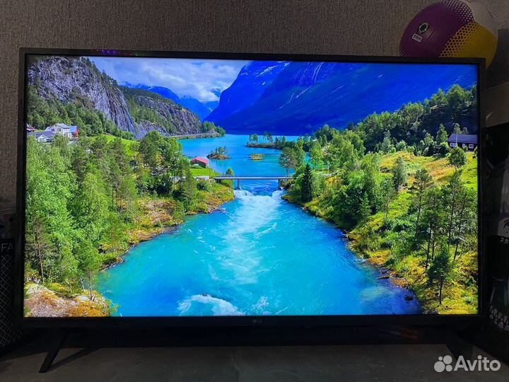 Телевизор lg SMART tv 43uq76