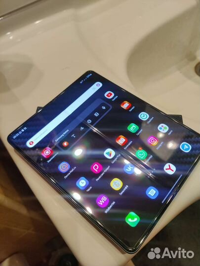 Samsung Galaxy Z fold 3