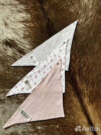 Слюнявчик нагрудник платок H&M