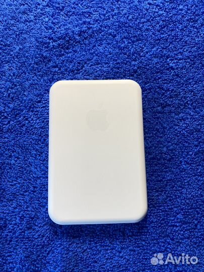 Apple smart battery pack