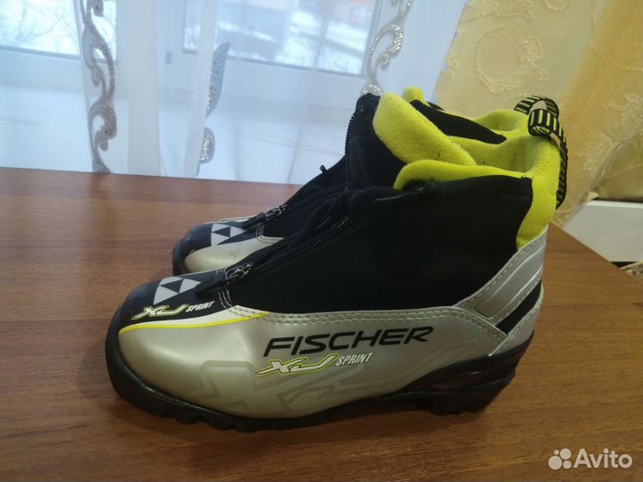 Ботинки лыжные Fischer размер 34