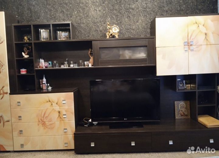 Стенка Сакура