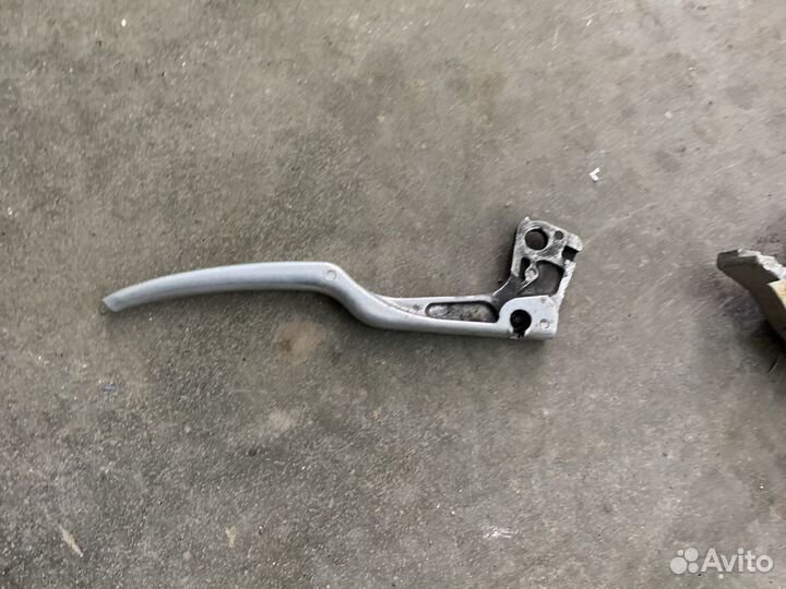Ручка сцепления и тормоза Suzuki оригинал