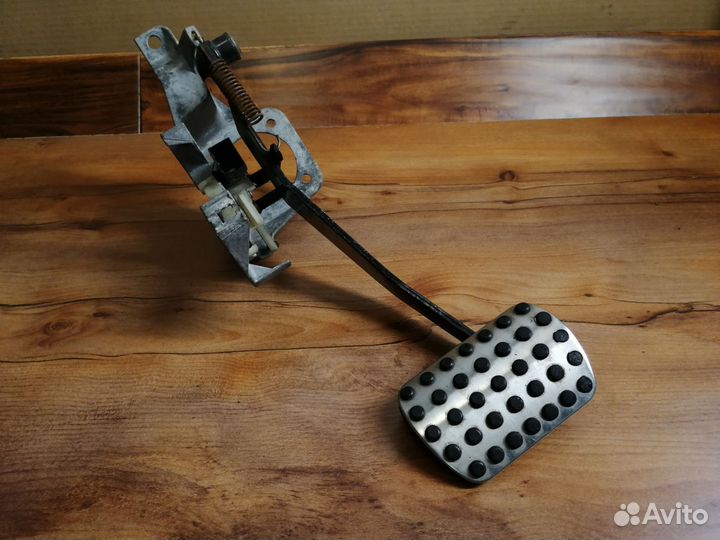 Педаль тормоза Mercedes w210 SLK R170 хром