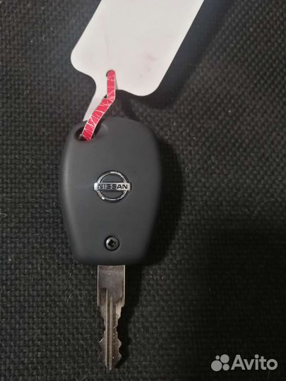 Ключ зажигания Nissan Terrano