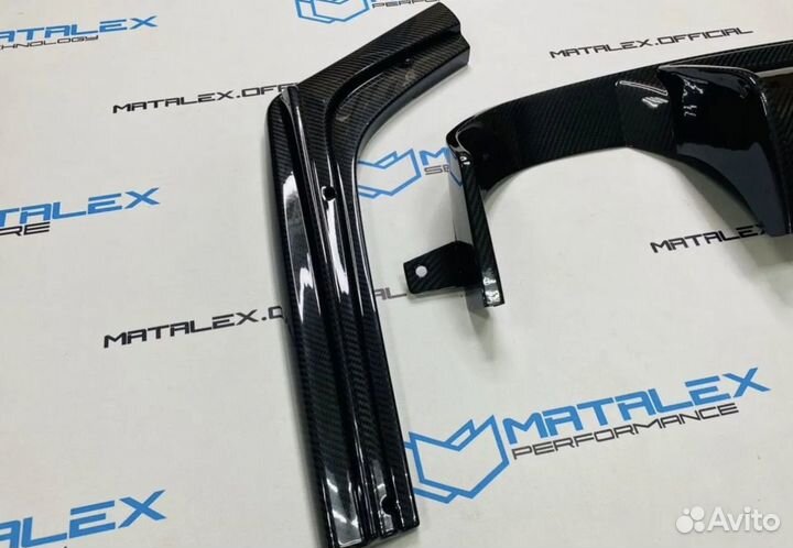 Диффузор и элероны BMW F80 F82, сухой карбон